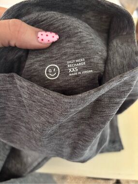 Gilly Hicks Gray Heather Recharge XXS leggings x2